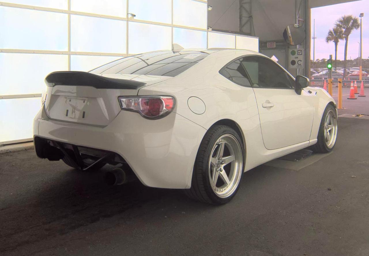 Scion FR-S  2015