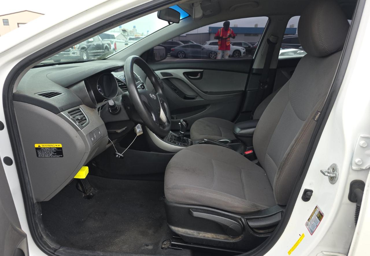 Hyundai Elantra  2014