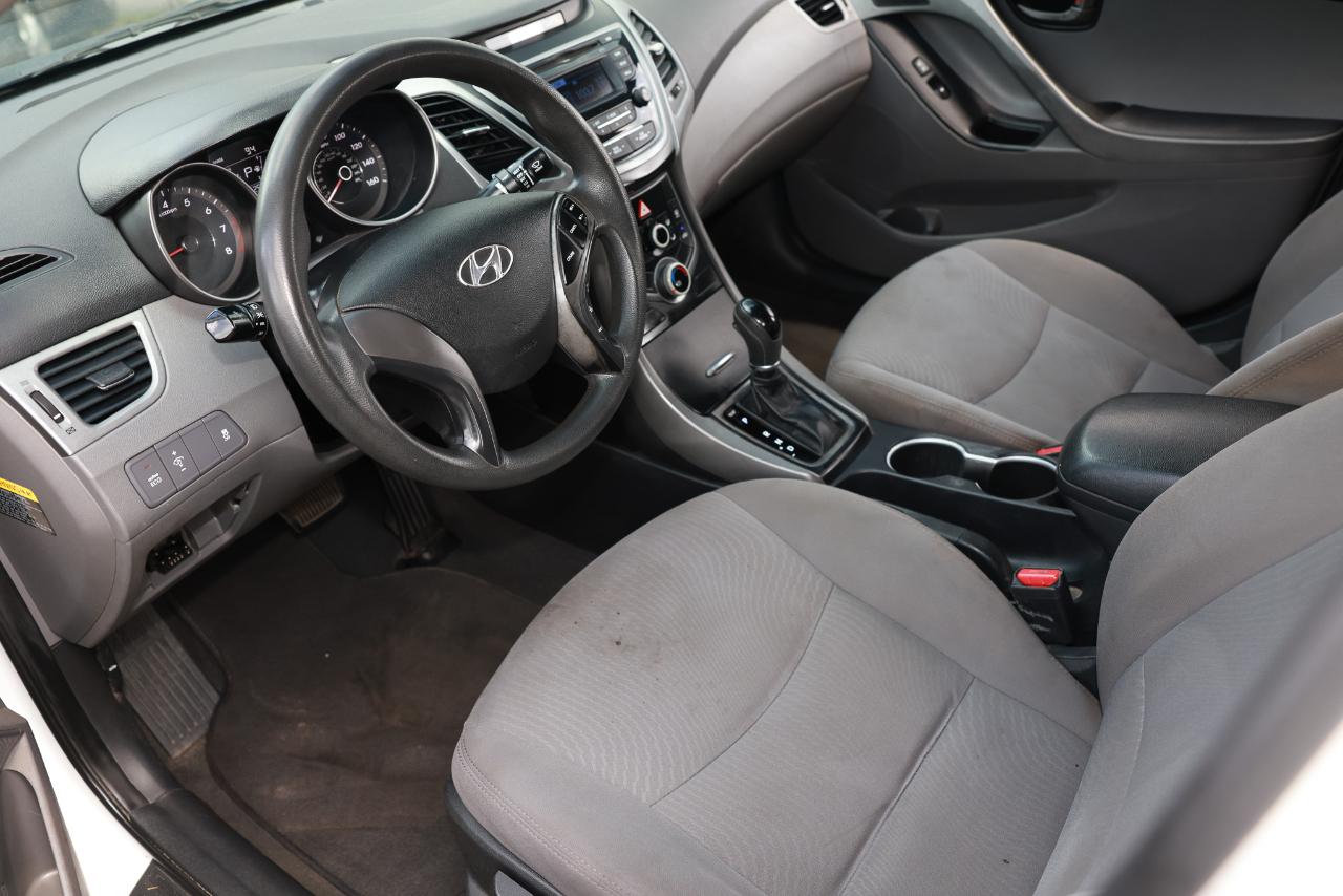 Hyundai Elantra  2014