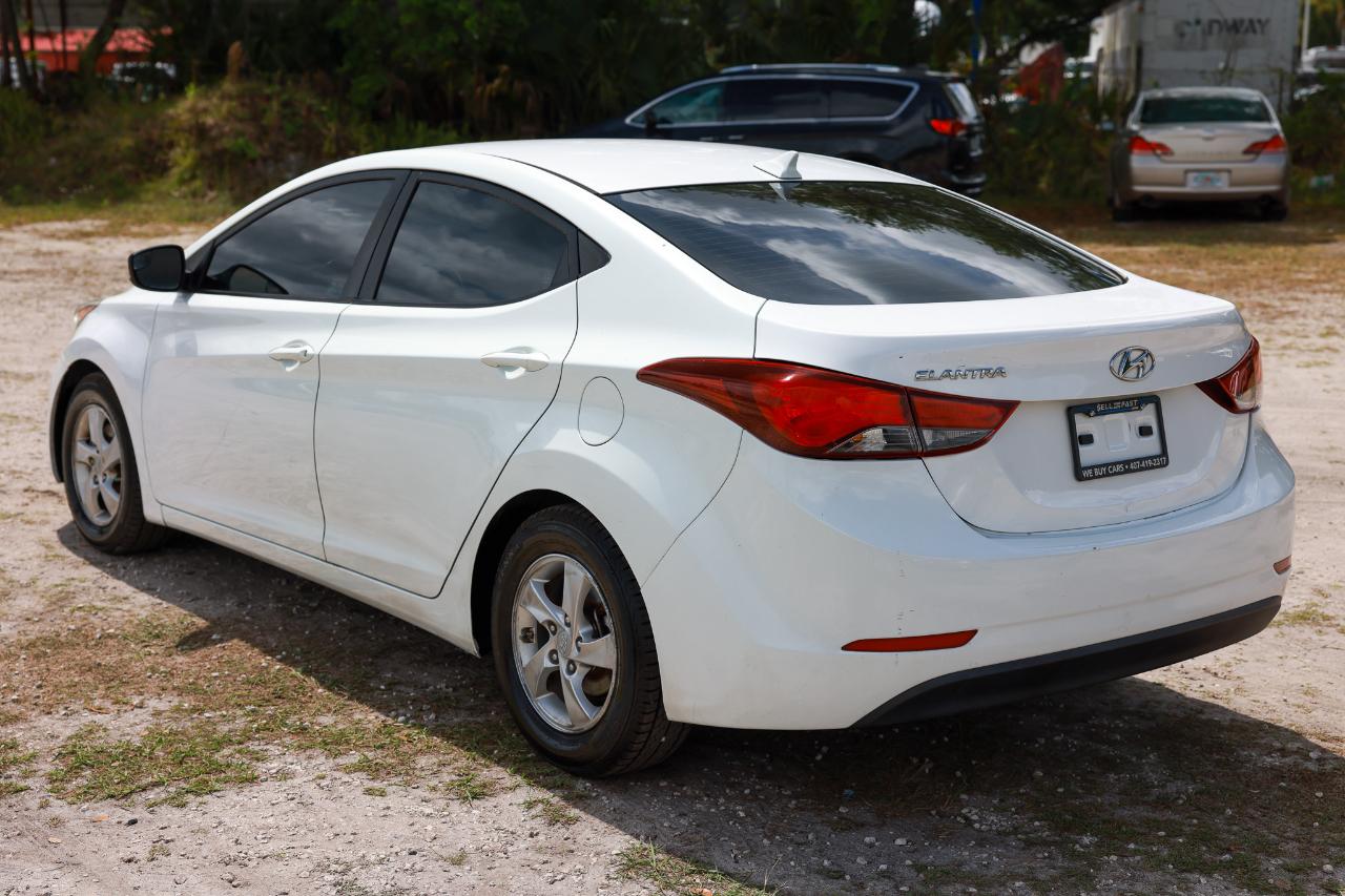 Hyundai Elantra  2014