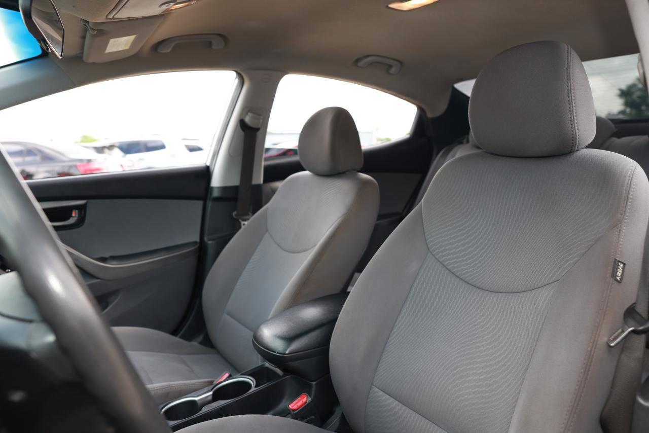 Hyundai Elantra  2014