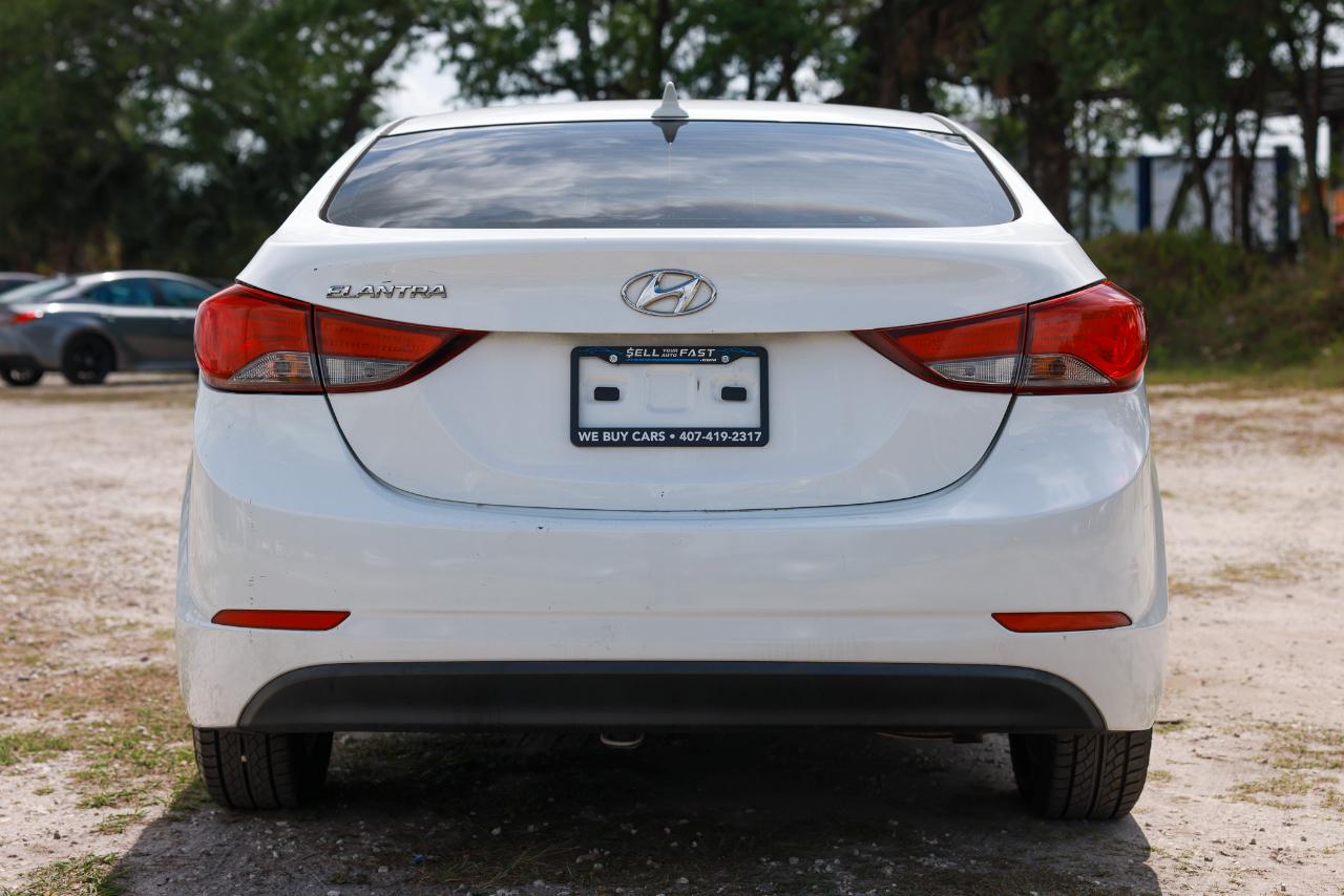 Hyundai Elantra  2014