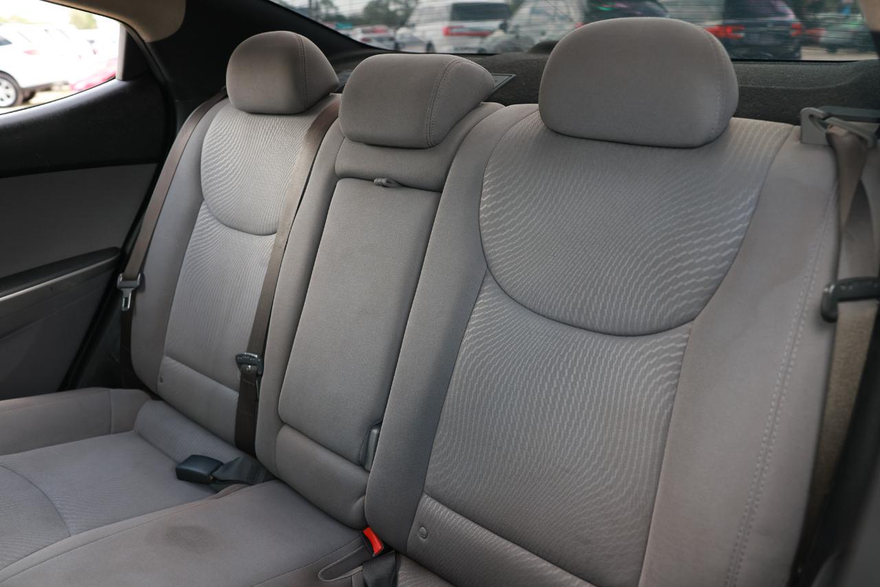 Hyundai Elantra  2014