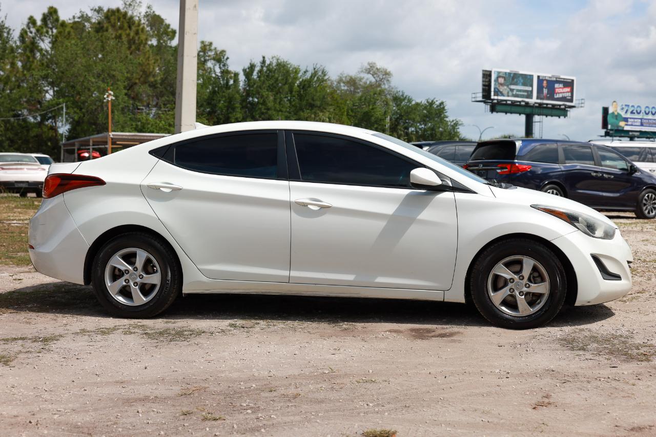 Hyundai Elantra  2014