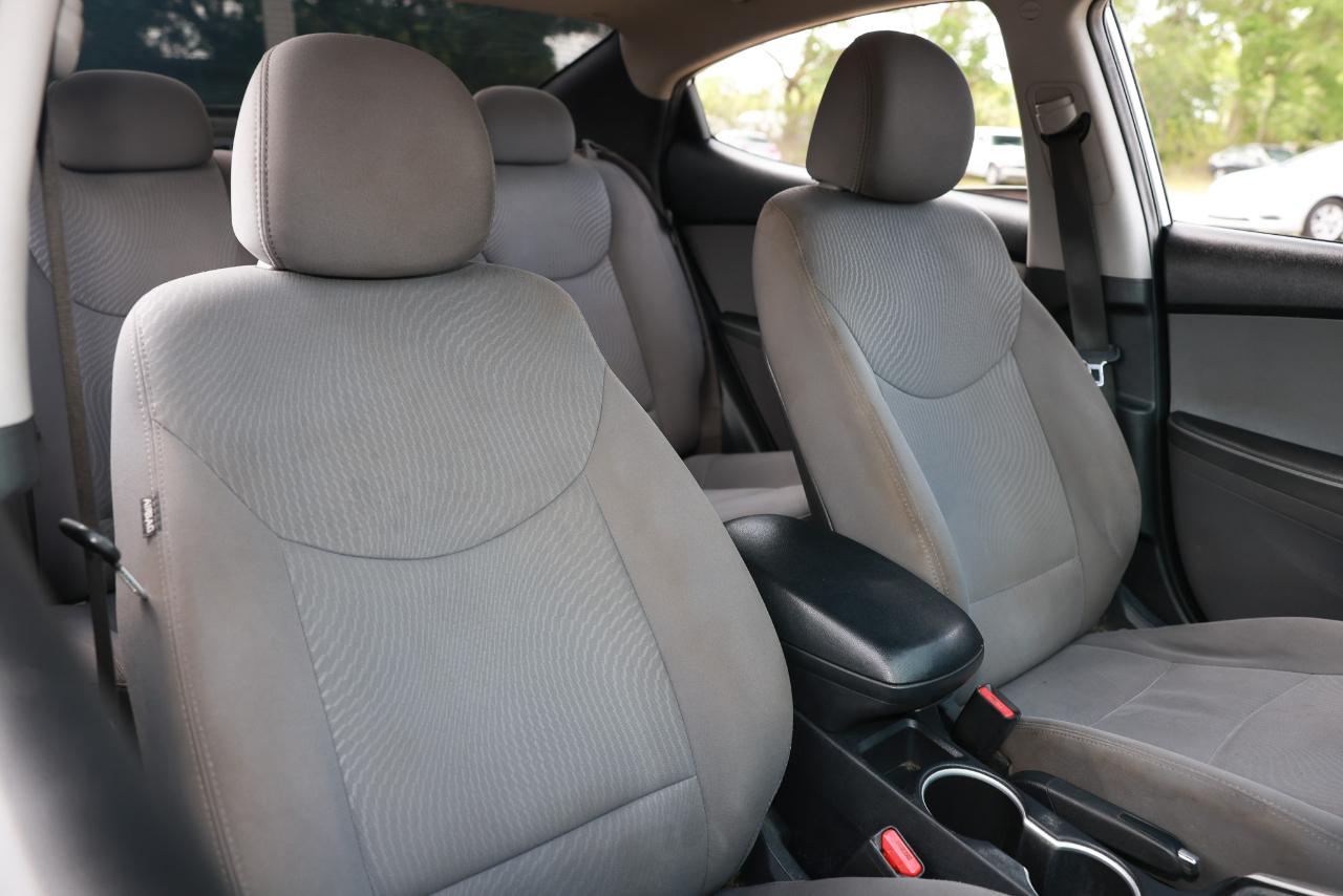 Hyundai Elantra  2014