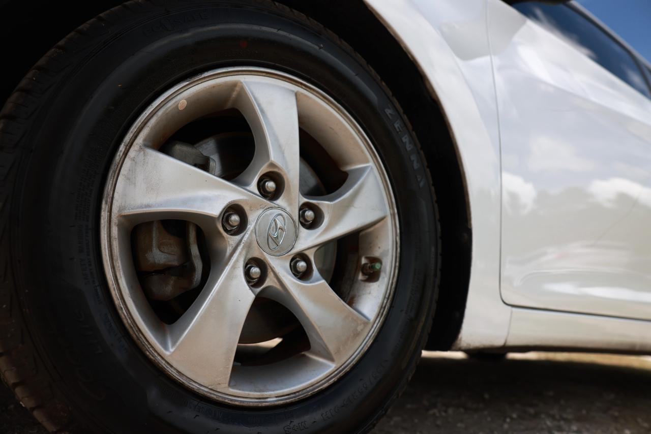 Hyundai Elantra  2014