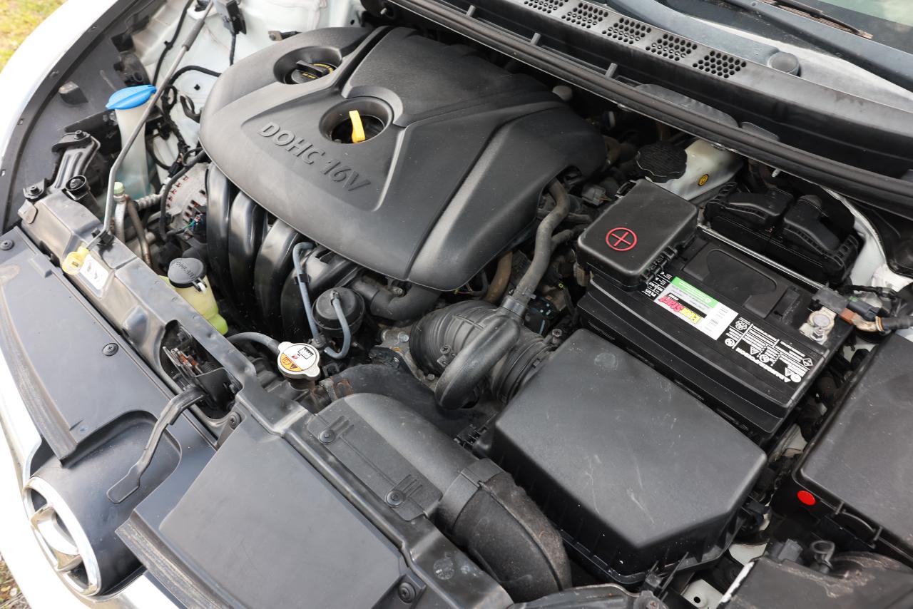 Hyundai Elantra  2014