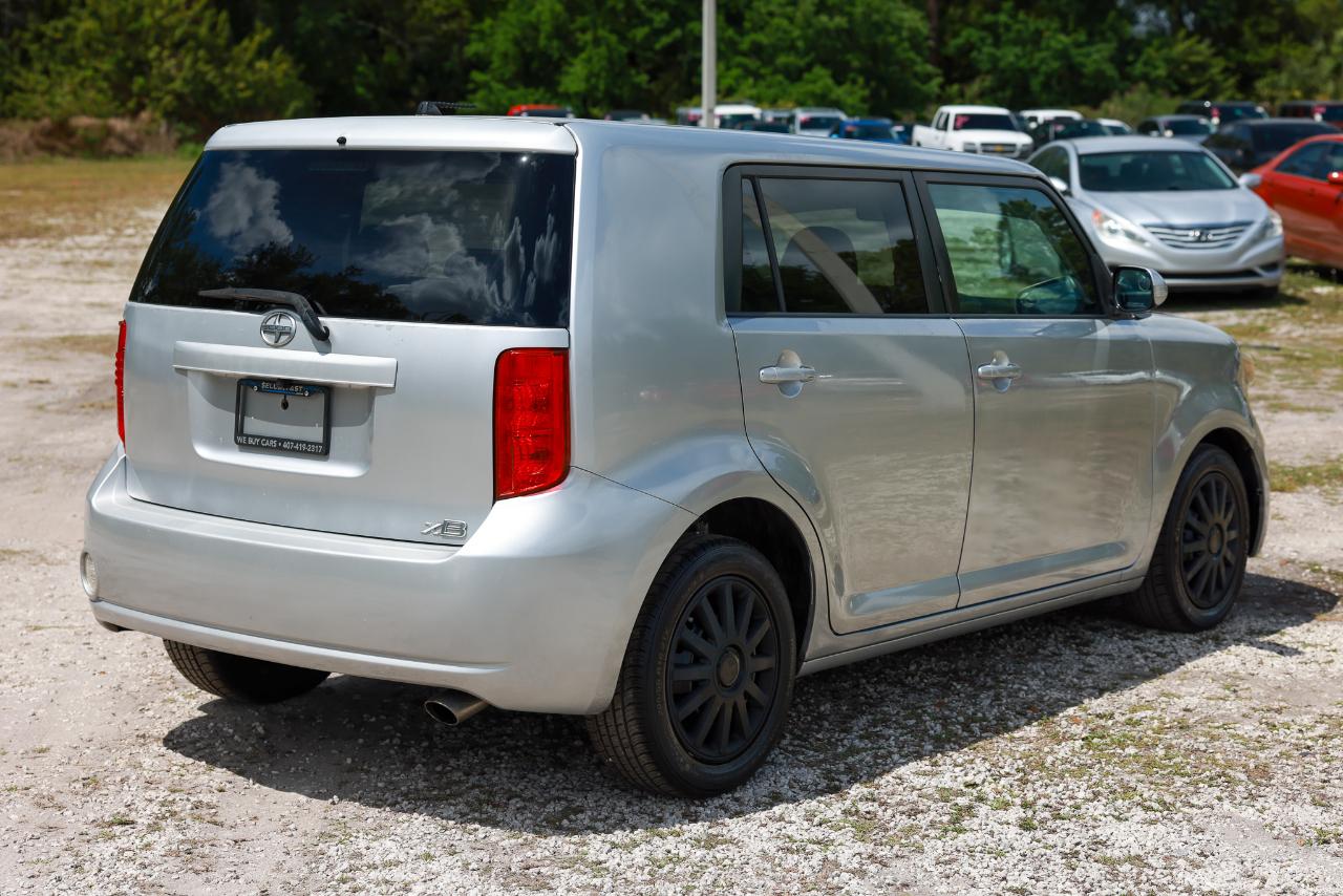 Scion xB  2008
