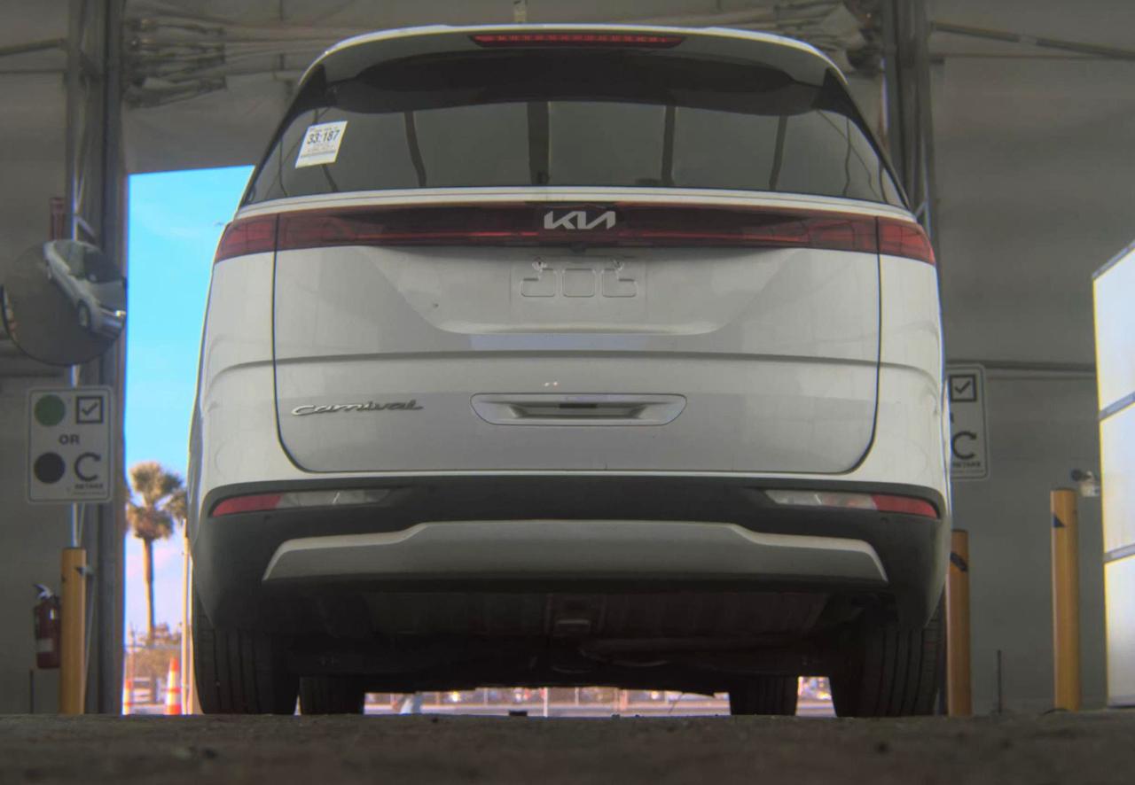 Kia Carnival  2022