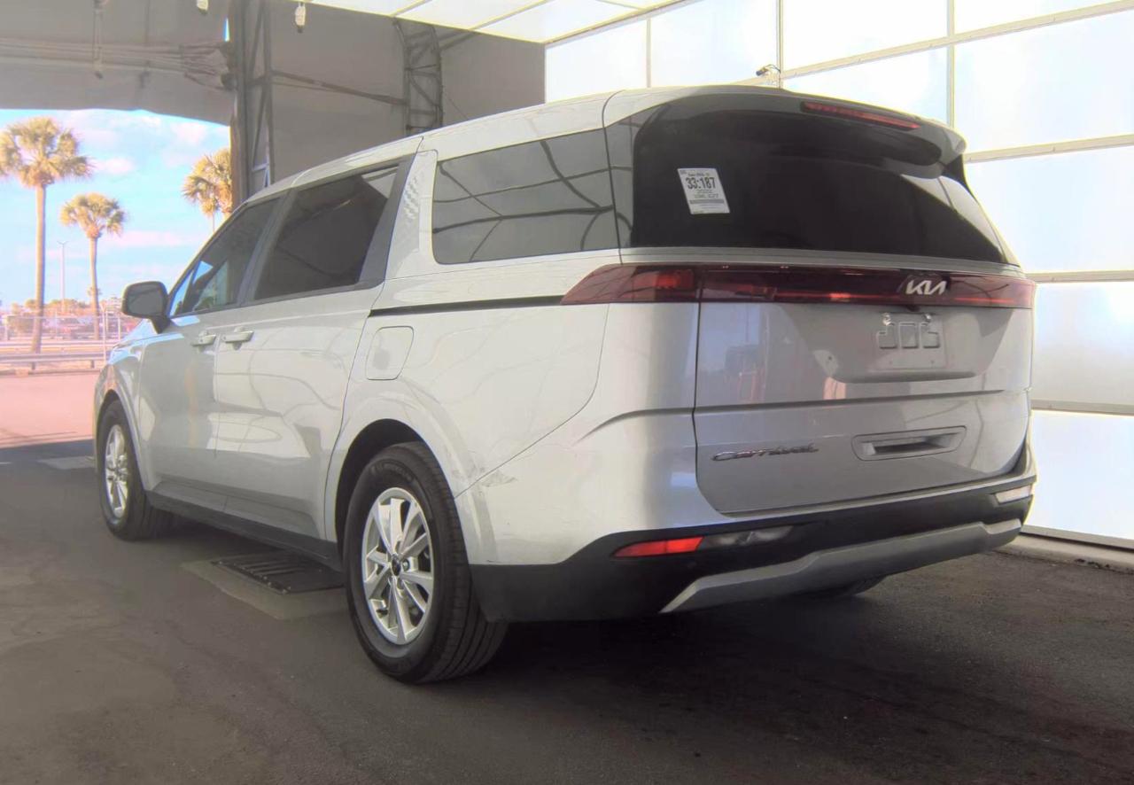 Kia Carnival  2022