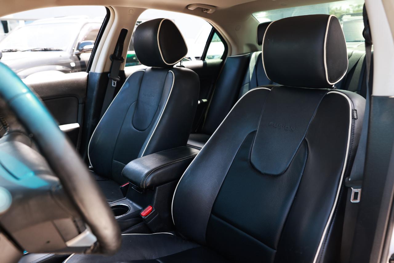 Ford Fusion  2012