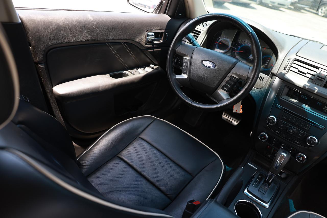 Ford Fusion  2012