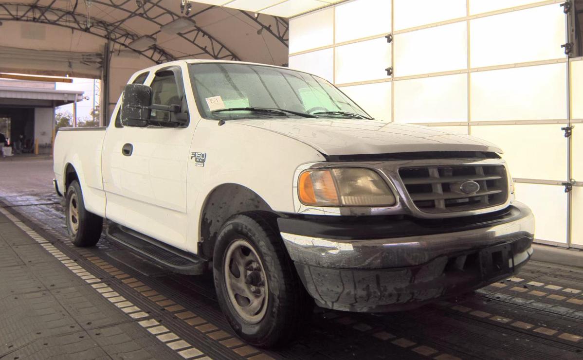 Ford F-150  2002