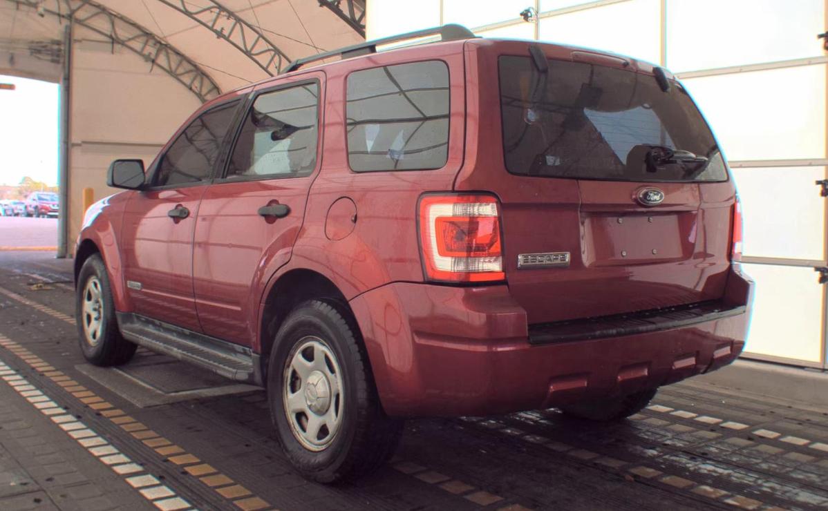 Ford Escape  2008