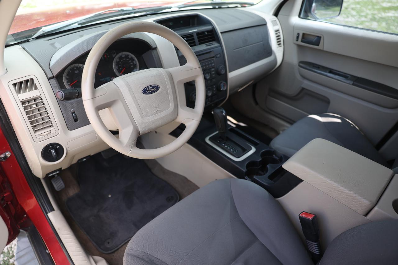 Ford Escape  2008