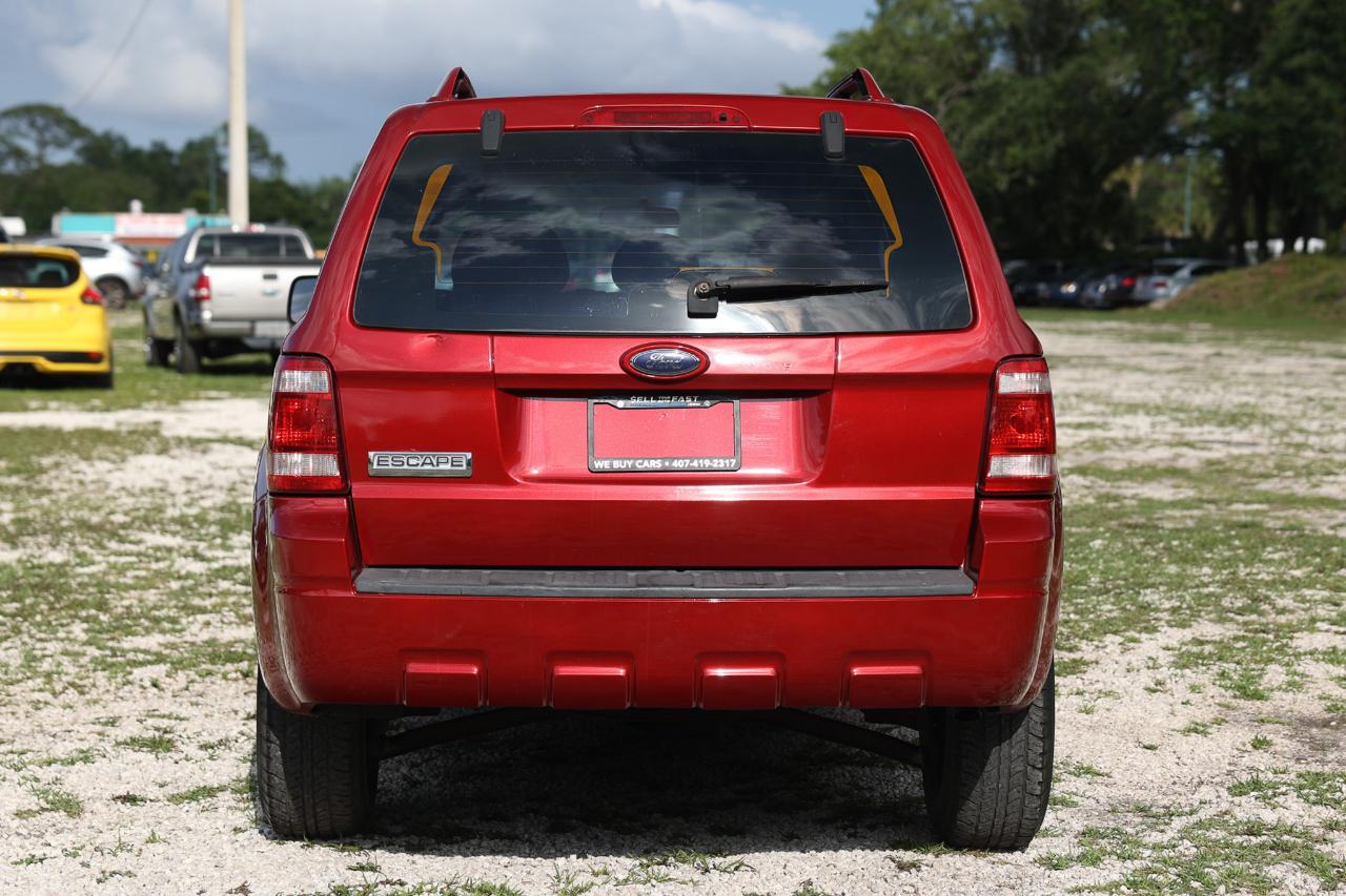 Ford Escape  2008