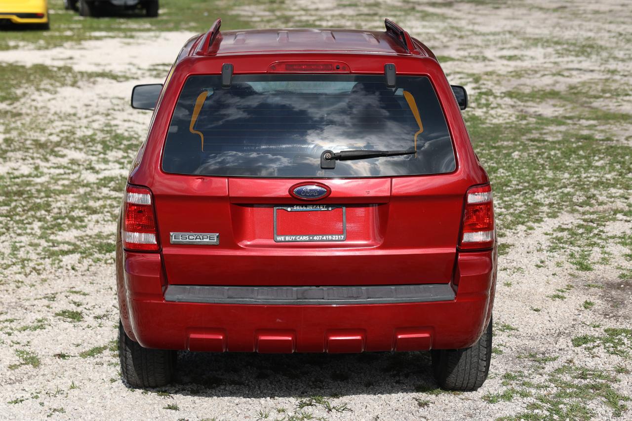 Ford Escape  2008