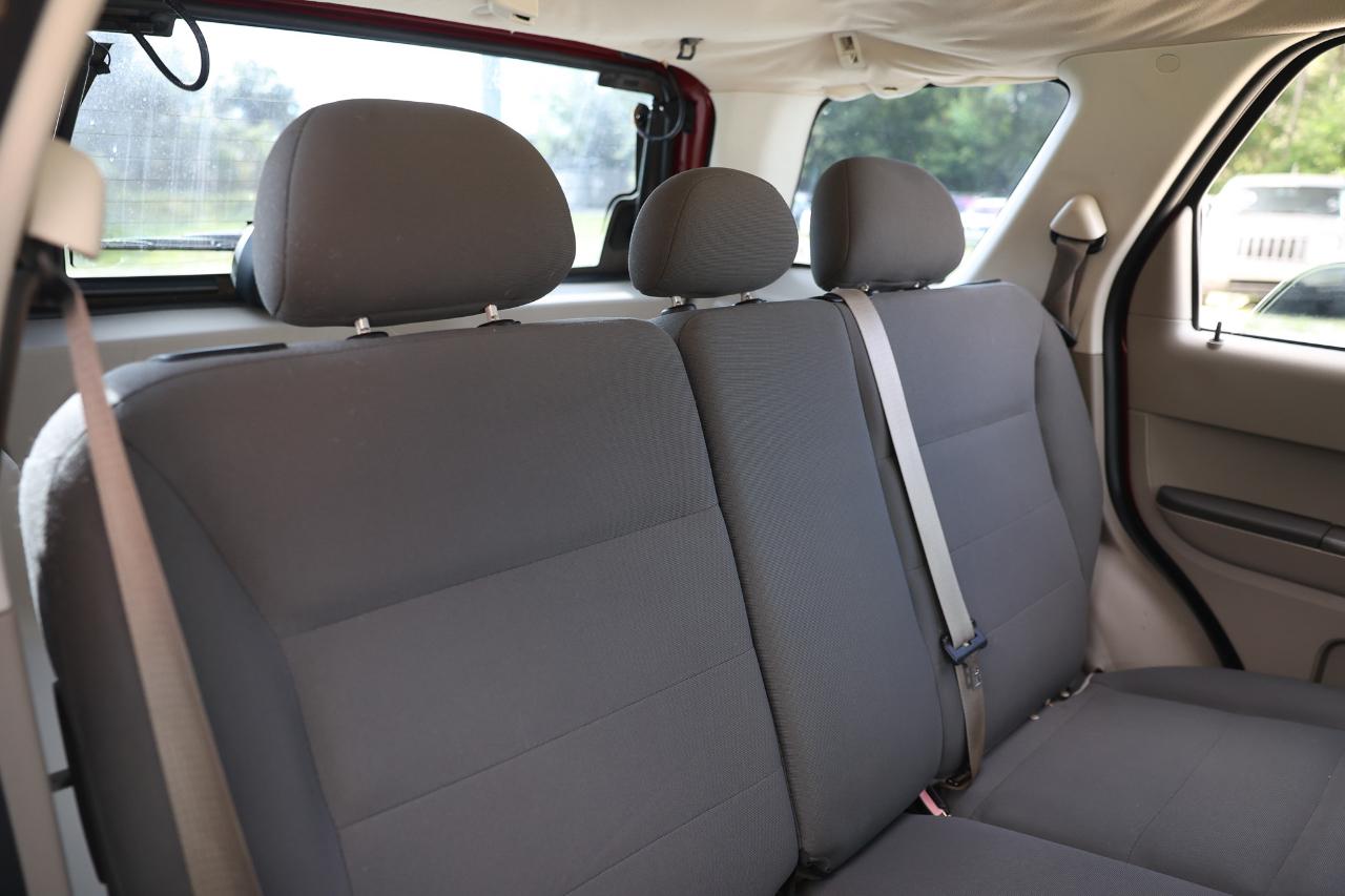Ford Escape  2008