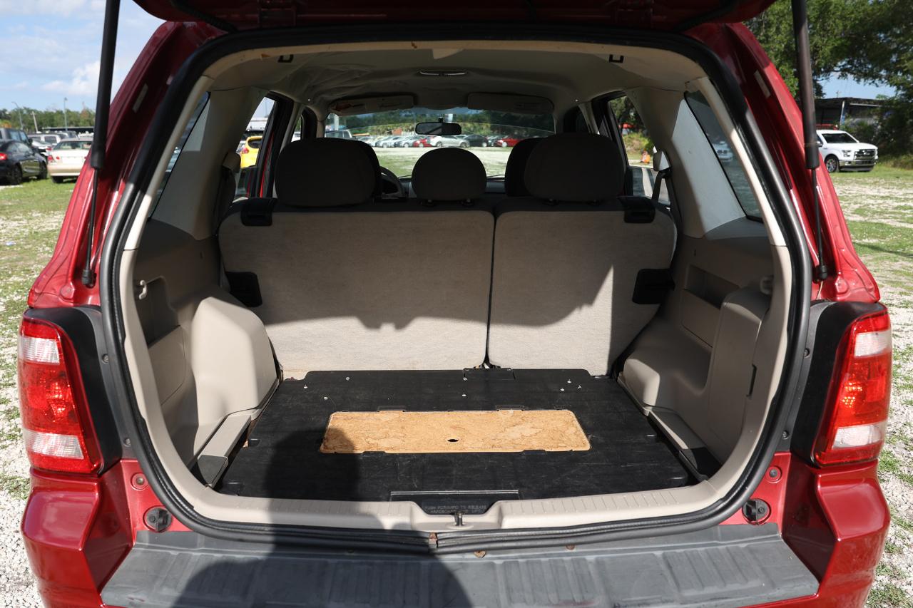 Ford Escape  2008