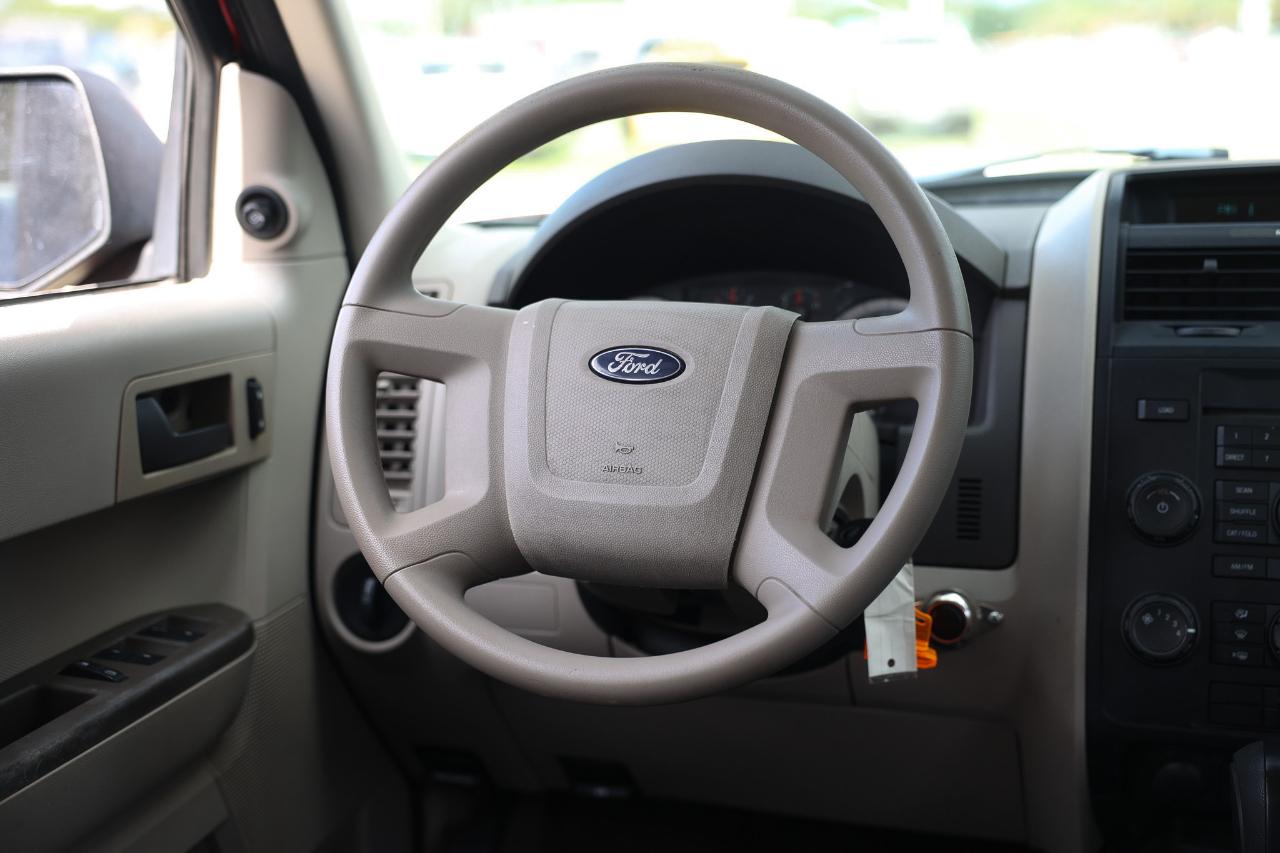 Ford Escape  2008
