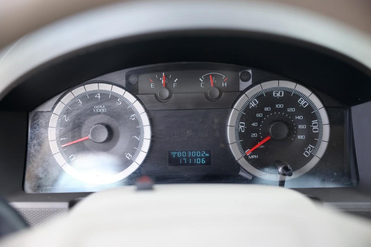 Ford Escape  2008