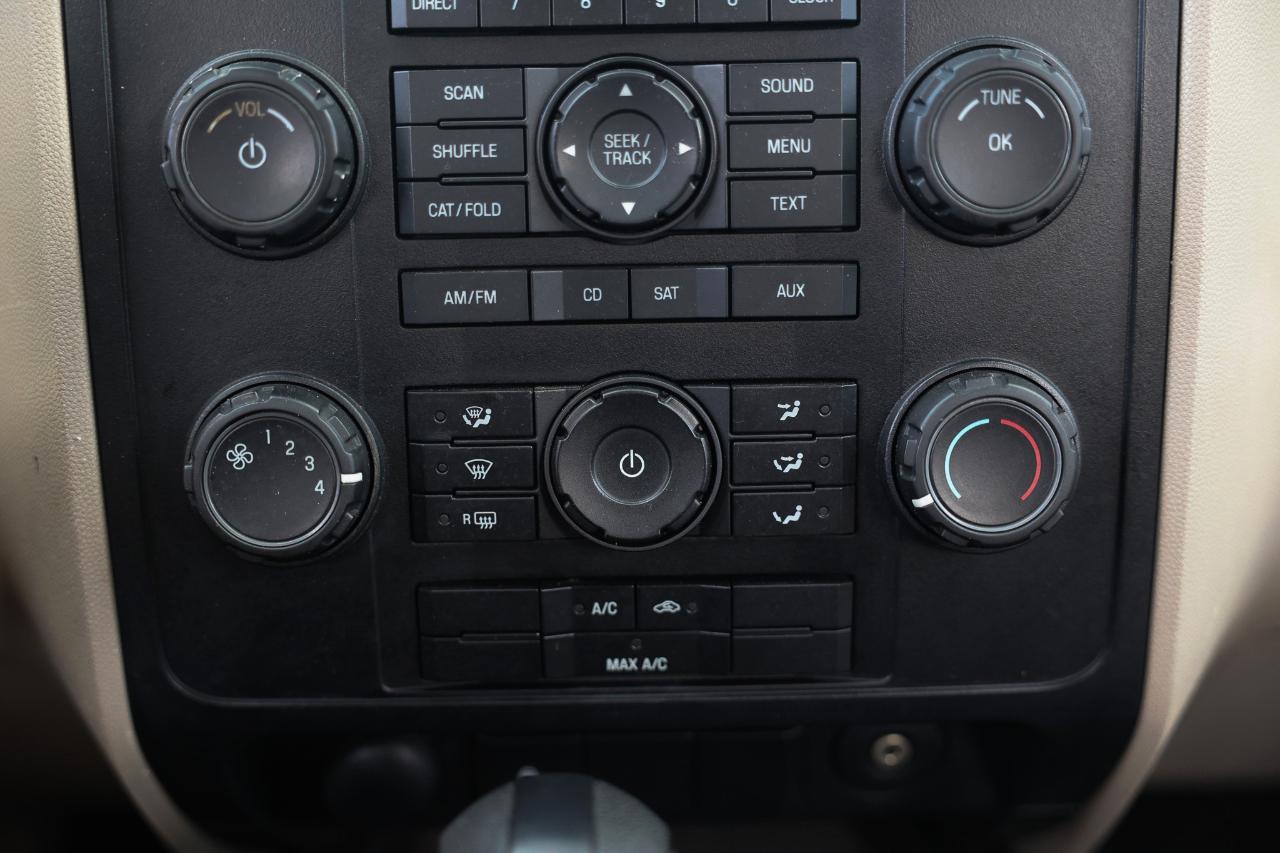 Ford Escape  2008