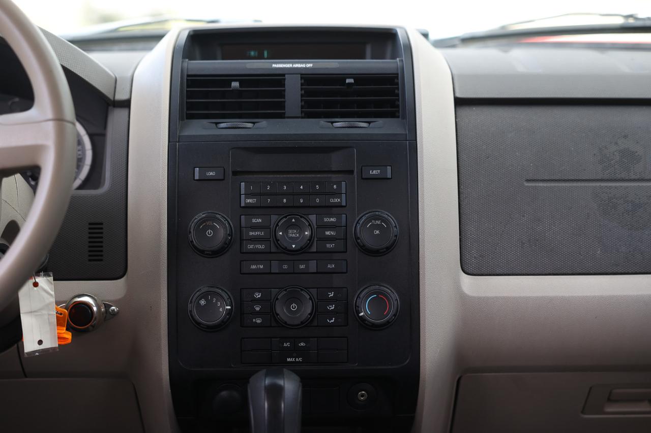 Ford Escape  2008