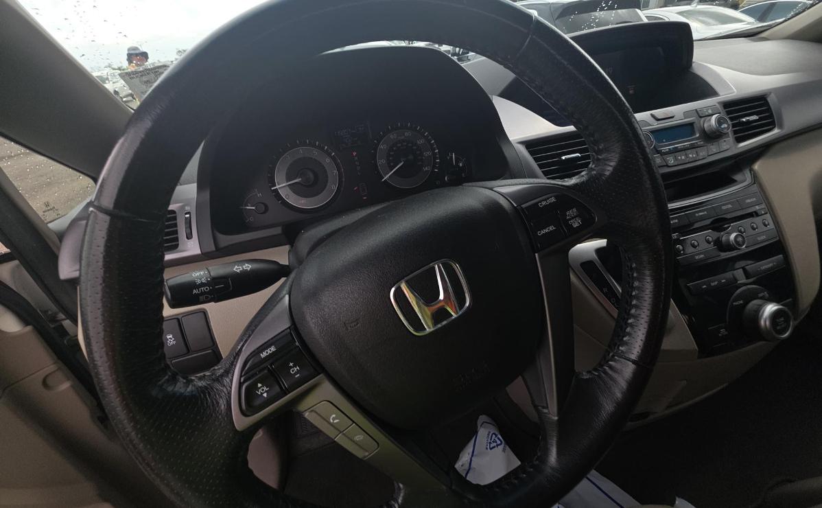 Honda Odyssey  2012
