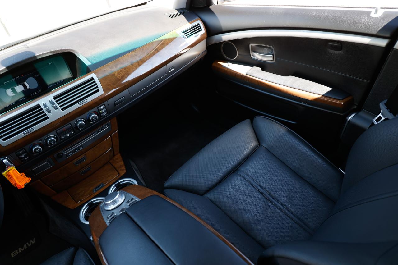 BMW 750Li  2008