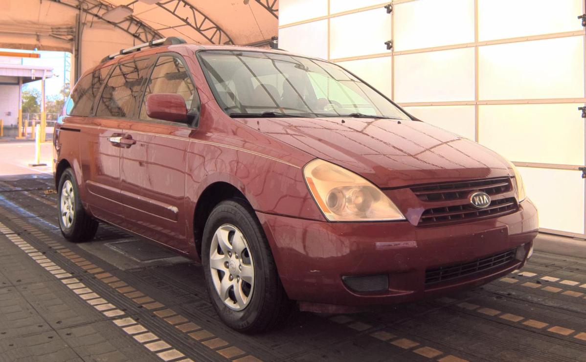 Kia Sedona  2008