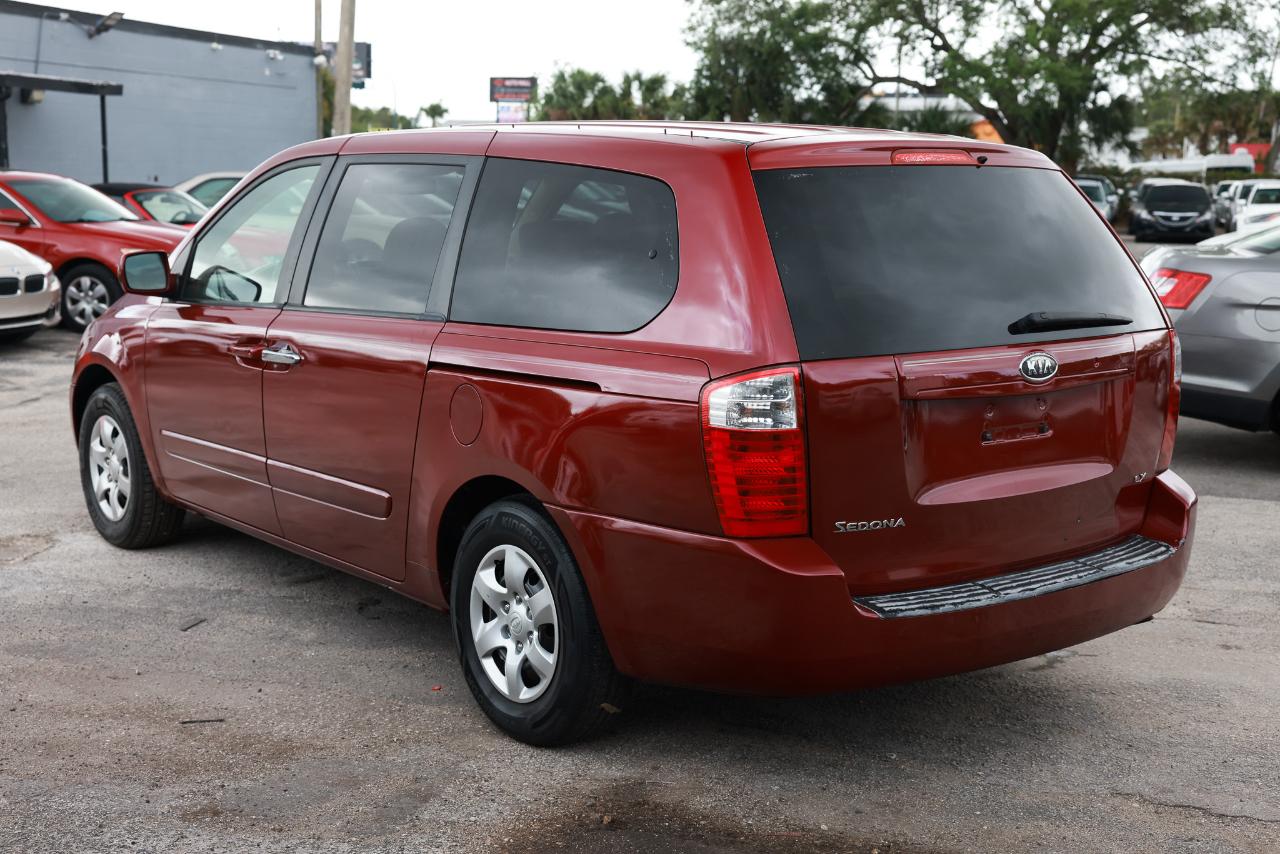 Kia Sedona  2008