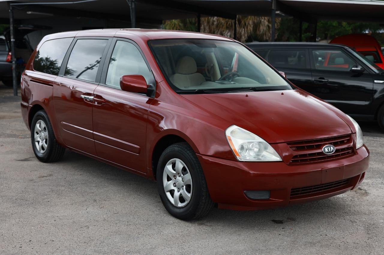 Kia Sedona  2008