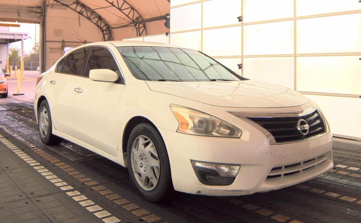 Nissan Altima  2013