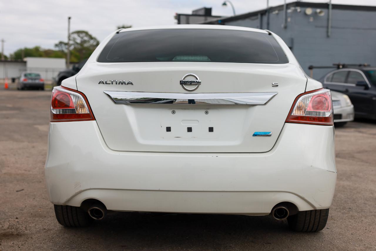 Nissan Altima  2013