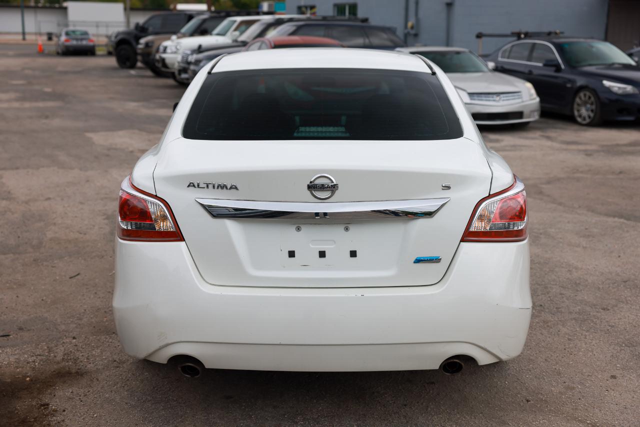 Nissan Altima  2013