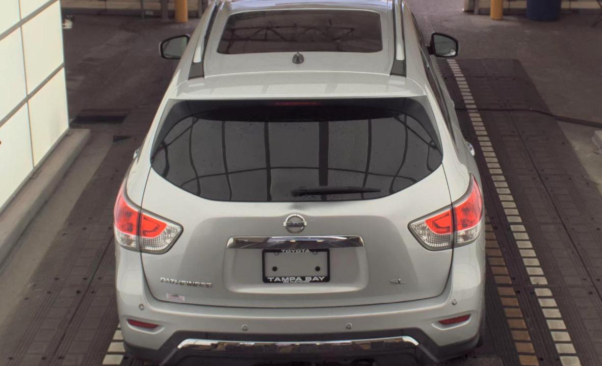 Nissan Pathfinder  2013