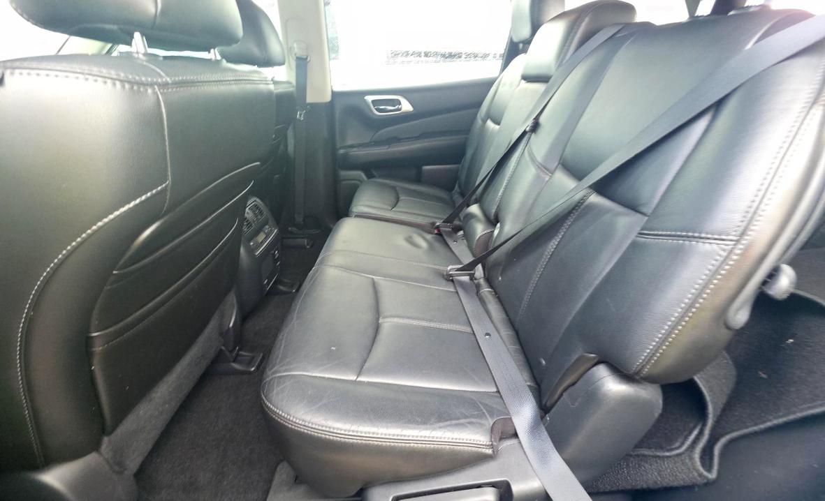 Nissan Pathfinder  2013