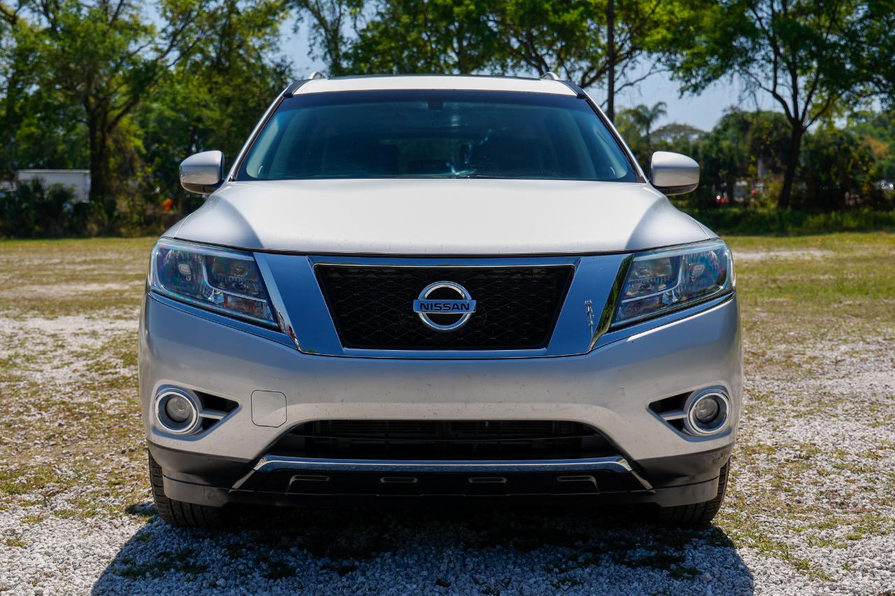 Nissan Pathfinder  2013