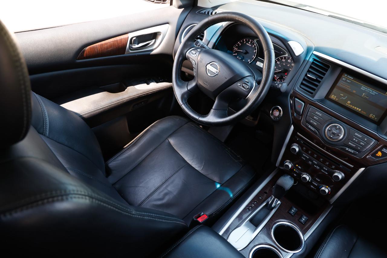 Nissan Pathfinder  2013