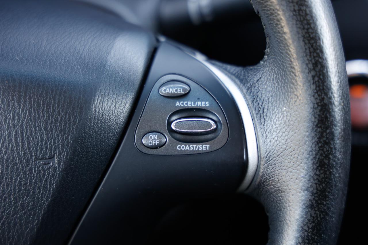 Nissan Pathfinder  2013