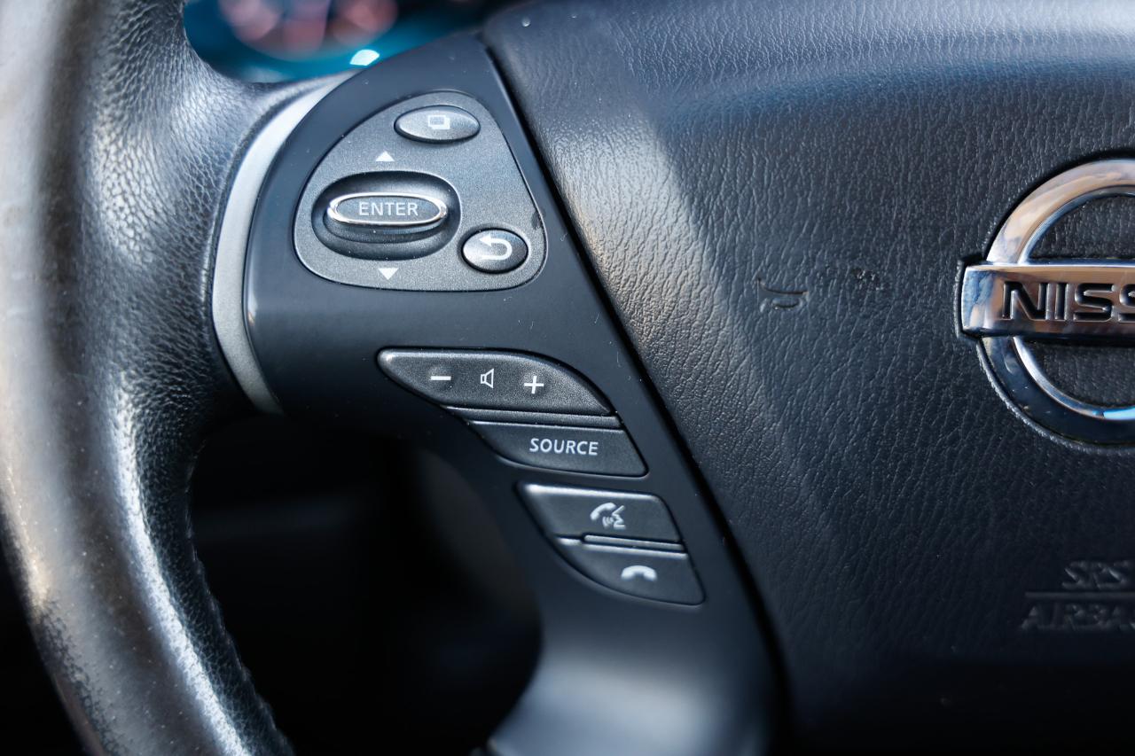 Nissan Pathfinder  2013