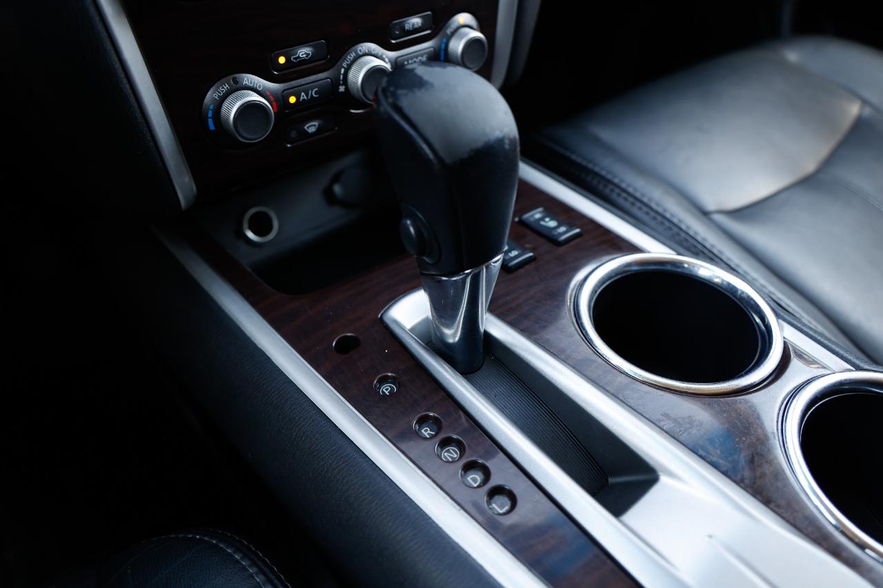 Nissan Pathfinder  2013