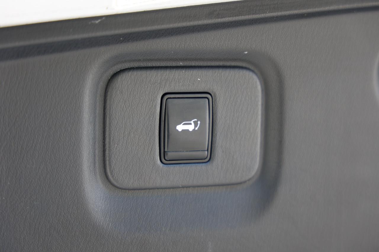 Nissan Pathfinder  2013