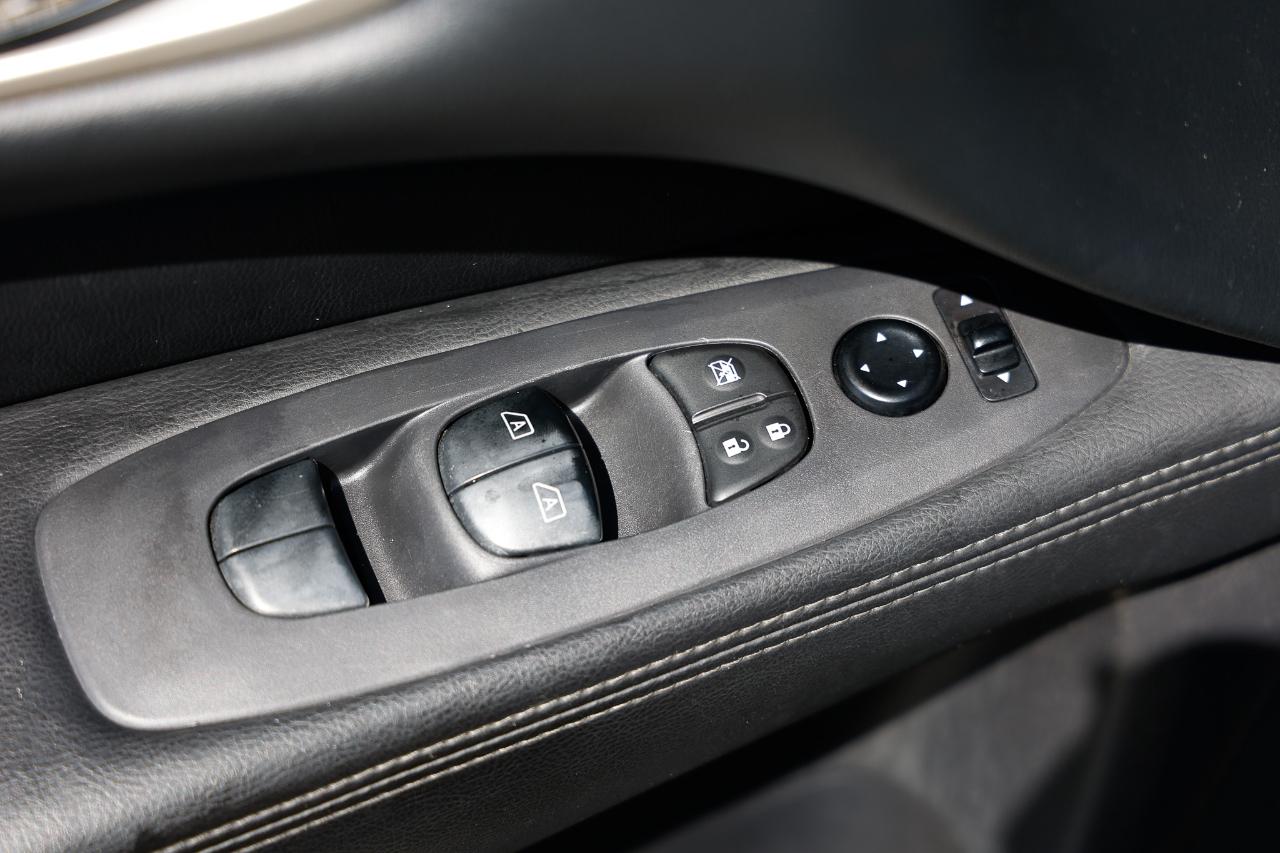 Nissan Pathfinder  2013