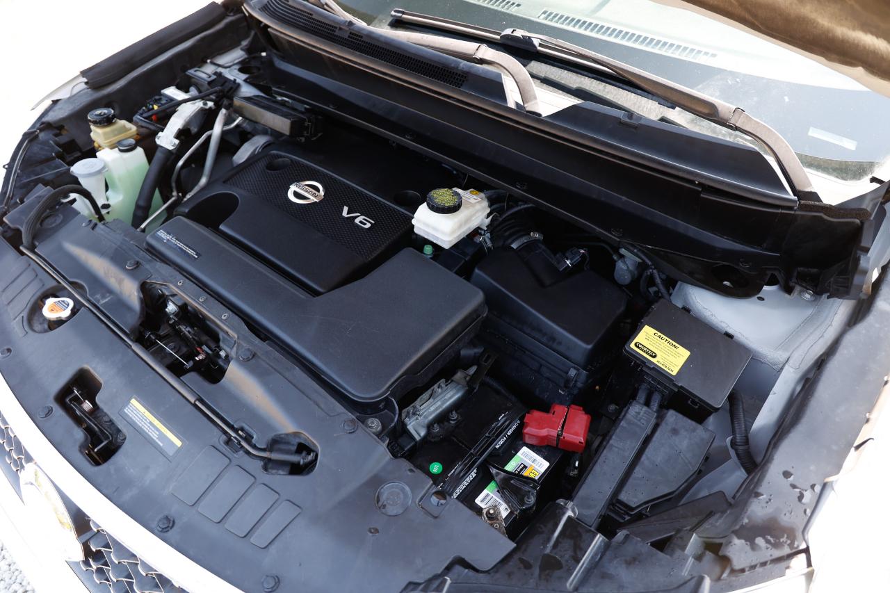 Nissan Pathfinder  2013