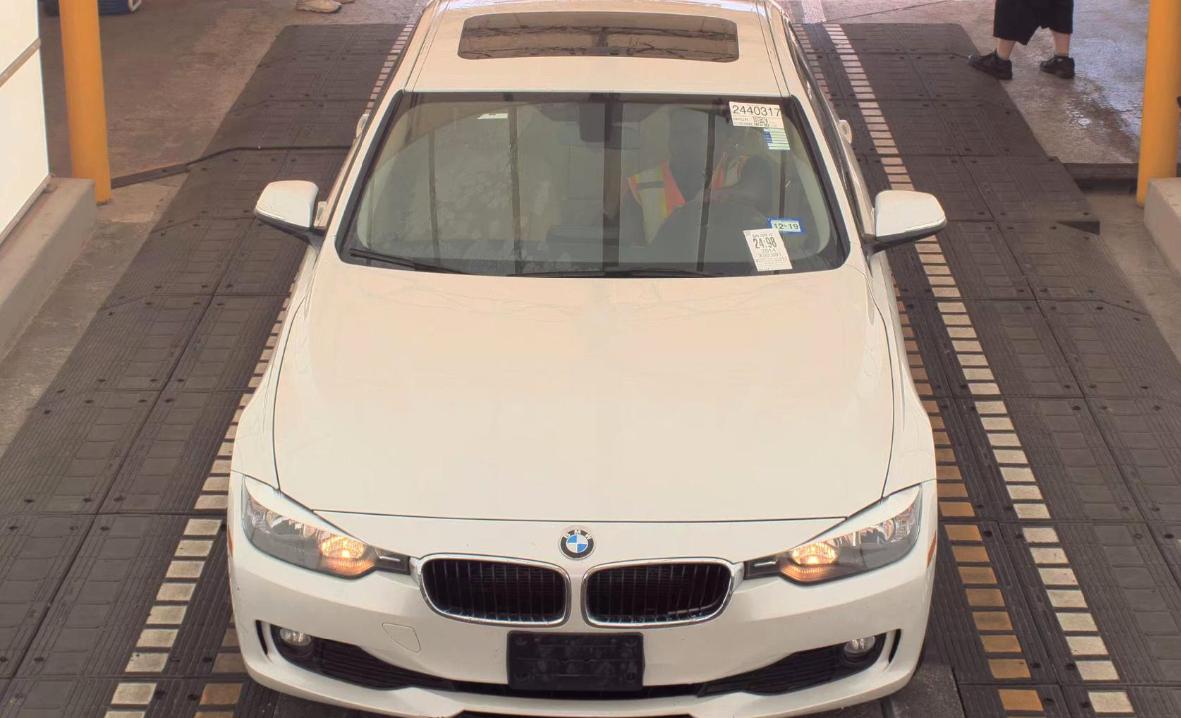 BMW 320i  2014
