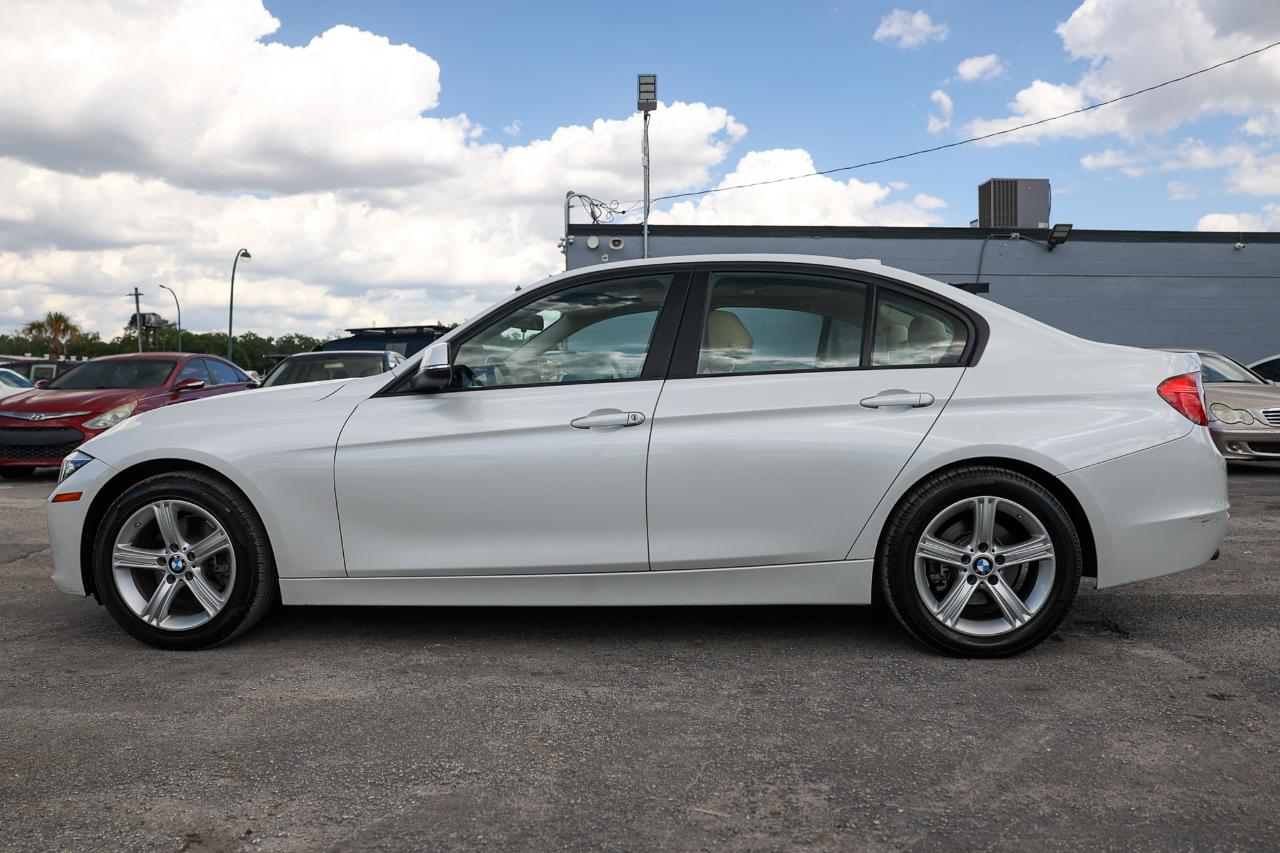 BMW 320i  2014