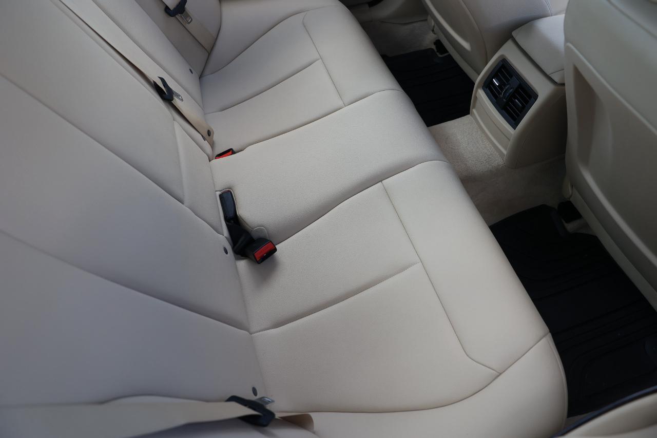 BMW 320i  2014