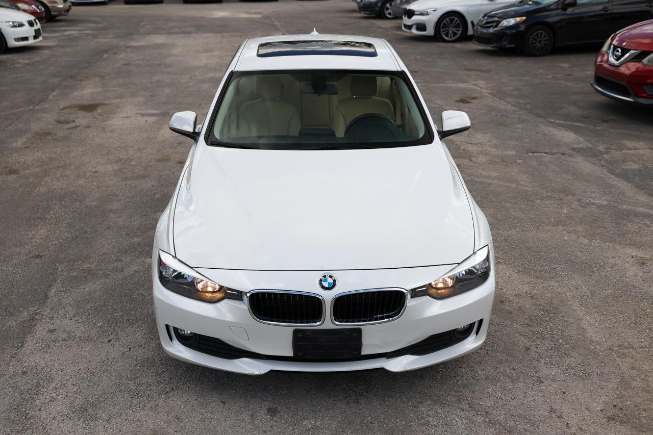 BMW 320i  2014