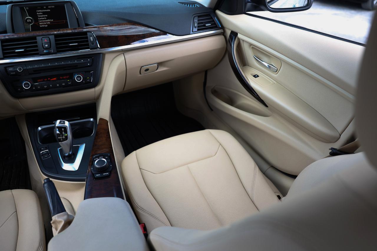 BMW 320i  2014